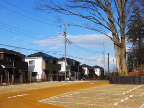 園内駐車場