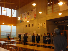 視察の様子2