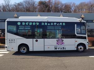 自動運転バス車両2