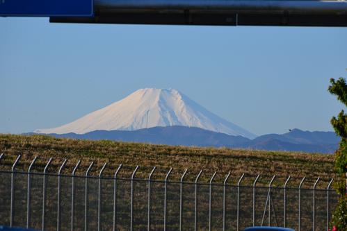 よこたきちぞいからのふじさん