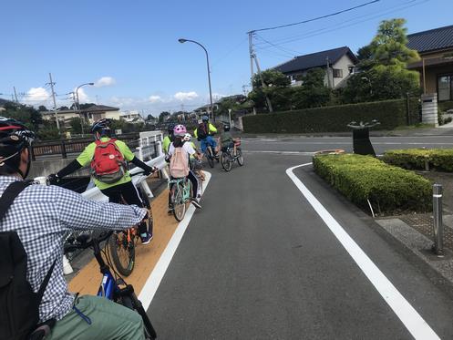 残堀川沿い